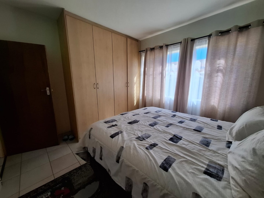 2 Bedroom Property for Sale in Pellissier Free State